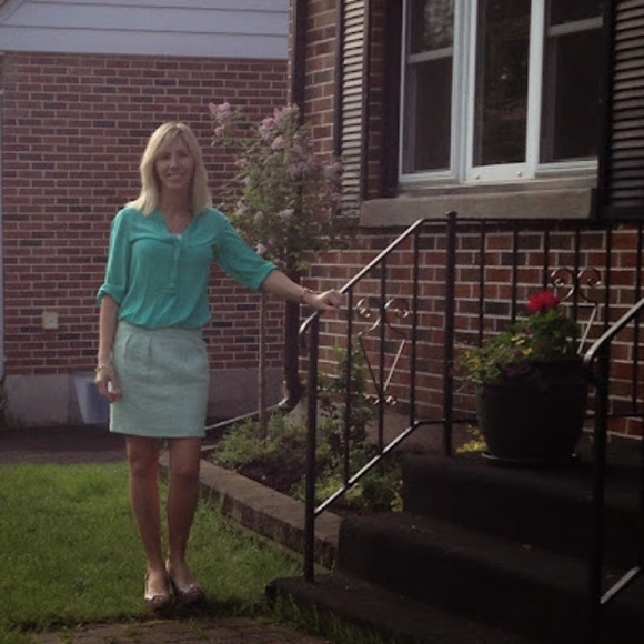 Meet your Posher, Andrea - Picture 1 of 1